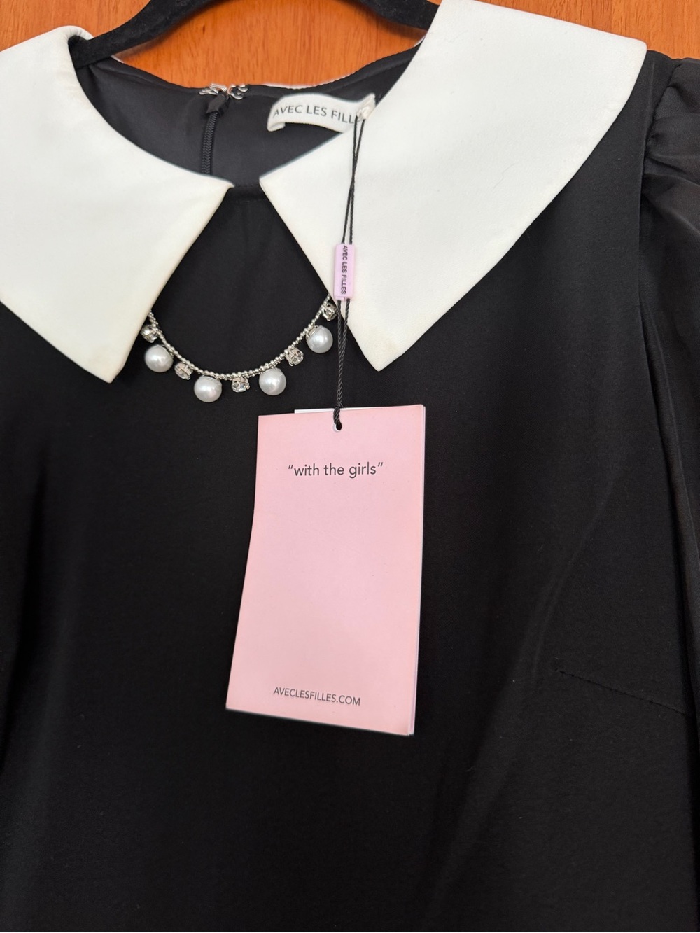 Avec Les Filles Black Mini Dress with White Contrast Collar and Sleeves - Picture 4 of 6